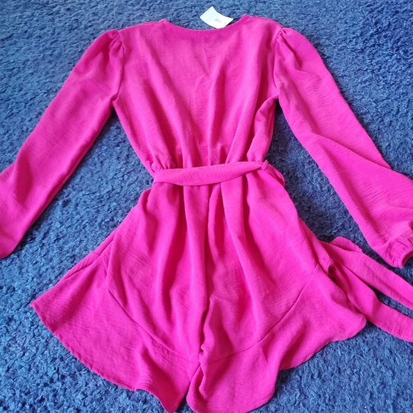 *NWT* Fraiche by J Tulip Hem Romper in MAGENTA, Size Small - Picture 5 of 7